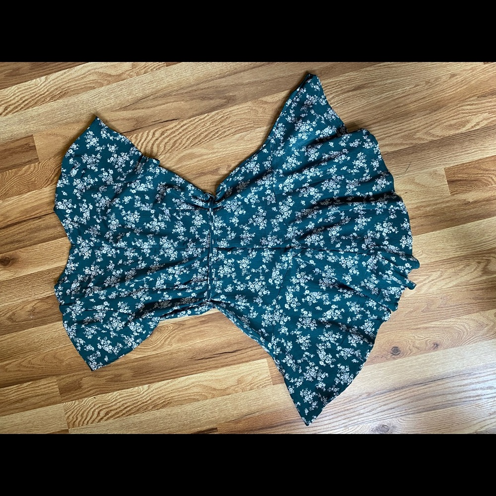 Showpo green floral romper - Picture 2 of 3